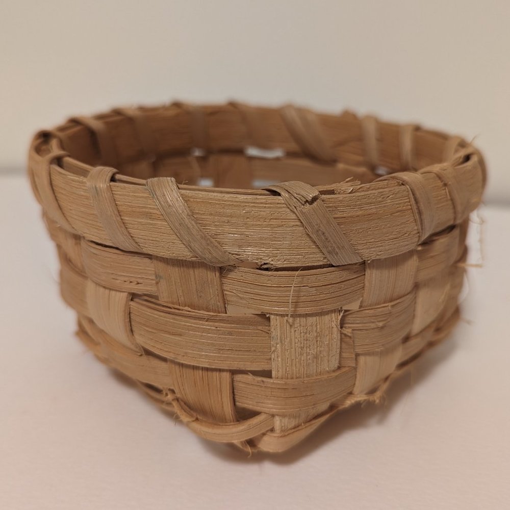 Vintage 1980s Handwoven Flat Reed Basket Made in USA